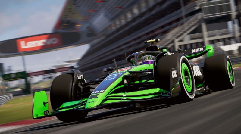 EA SPORTS F1 24 carro de Fórmula 1 verde e preto da Kick Sauber em alta velocidade no Circuito Internacional de Xangai.