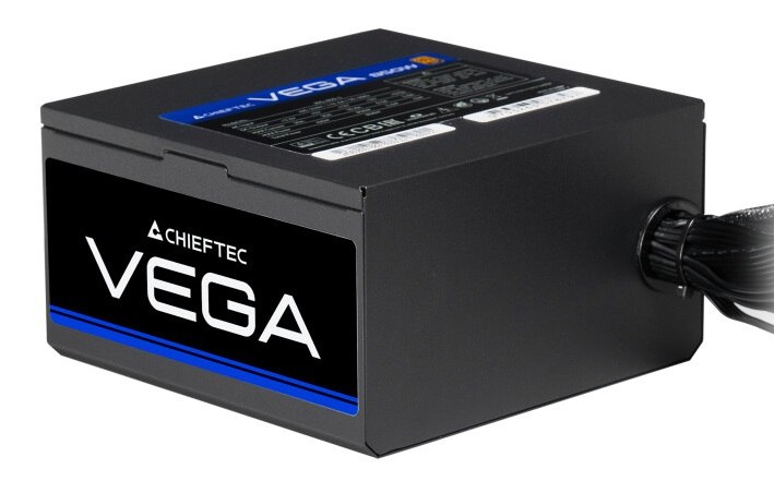 Vega 750W e 850W: Nova fonte da Chieftec com cabos fixos