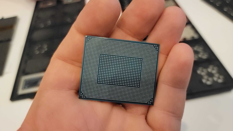 AMD revela novos processadores e GPUs na CES 2025 com fotos inéditas